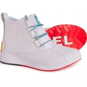 Sorel OUT N ABOUT III CLASSIC WOMEN'S WATERPROOF White/Cyber Yellow BOOT Size 9